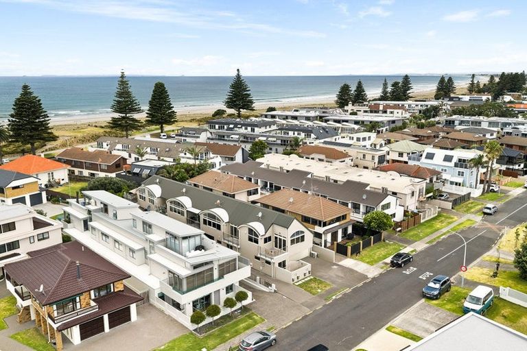Photo of property in 25 Rita Street, Mount Maunganui, 3116