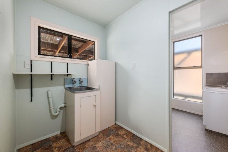 Photo of property in 62 Waikawa Road, Picton, 7220