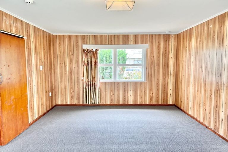 Photo of property in 1 Whitley Crescent, Otara, Auckland, 2023