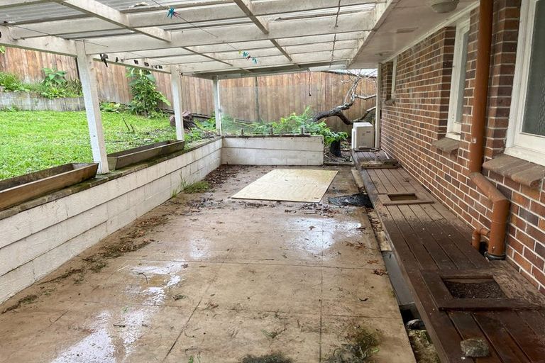 Photo of property in 144 Tiroroa Avenue, Te Atatu South, Auckland, 0610