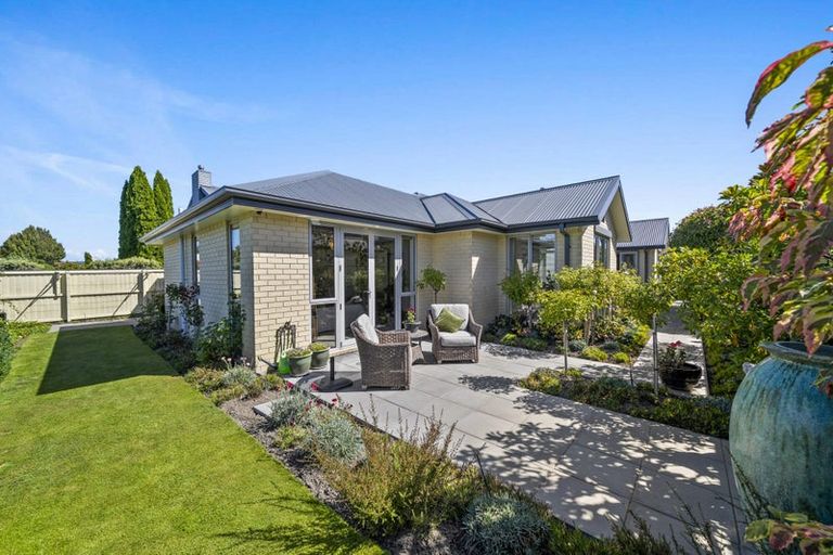 Photo of property in 10 Brookwater Avenue, Northwood, Christchurch, 8051