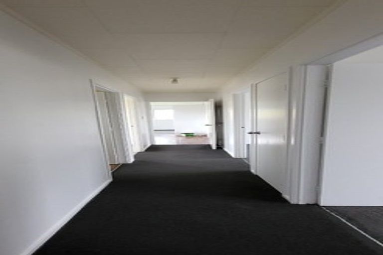 Photo of property in 63 Burundi Avenue, Clendon Park, Auckland, 2103