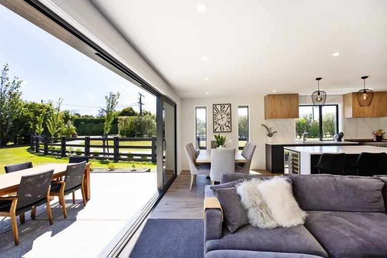 Photo of property in 140 Grant Road, Otatara, Invercargill, 9879