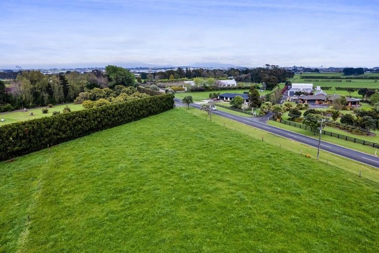 Photo of property in 84 Airport Drive, New Plymouth Airport, New Plymouth, 4373
