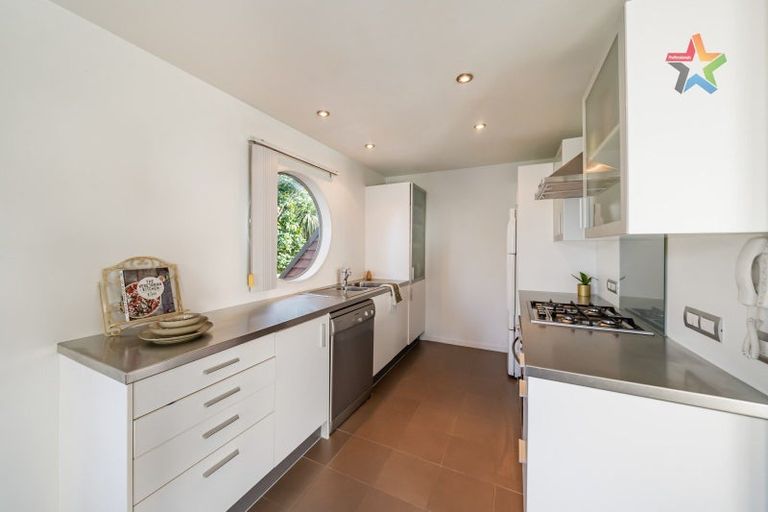 Photo of property in 2a/10 Park Avenue, Epuni, Lower Hutt, 5011