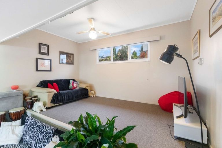 Photo of property in 401 Pukehangi Road, Pomare, Rotorua, 3015