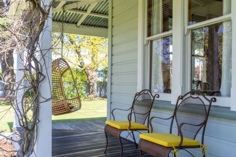 Photo of property in 38 Park Road, Carterton, 5713