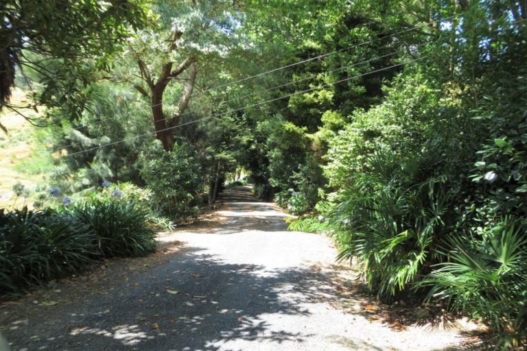 Photo of property in 114 Aorangi Road, Bryndwr, Christchurch, 8053