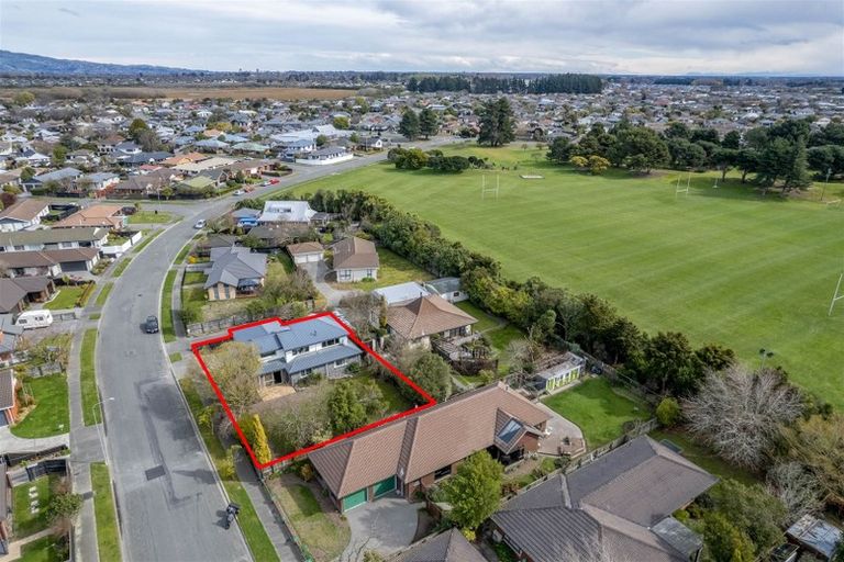 Photo of property in 29 Radiata Avenue, Parklands, Christchurch, 8083