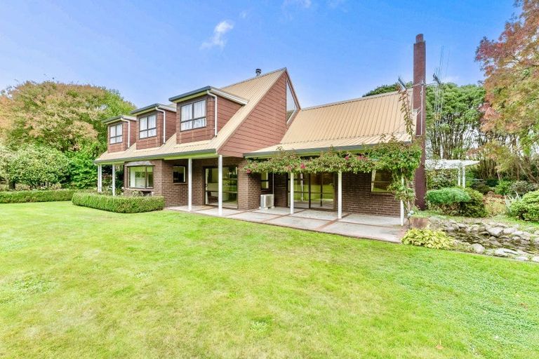 Photo of property in 962 State Highway 1 South, Manakau, Levin, 5573