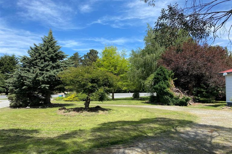 Photo of property in 2122 Fairlie Tekapo Road, Burkes Pass, Fairlie, 7987