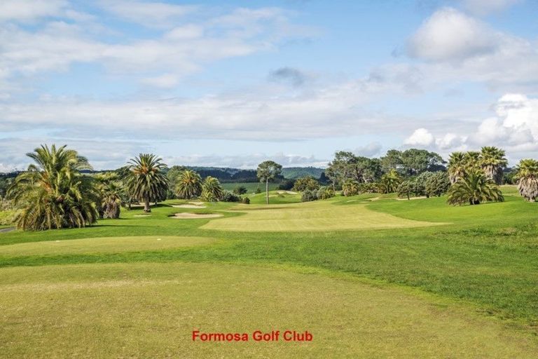 Photo of property in 11 Whawhaki Road, Beachlands, Auckland, 2018