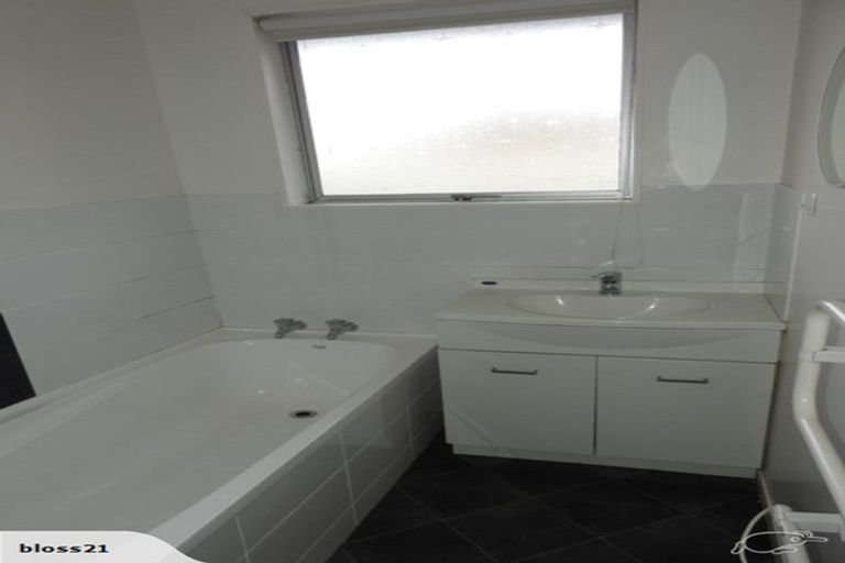 Photo of property in 4/24 Oxley Avenue, St Albans, Christchurch, 8014