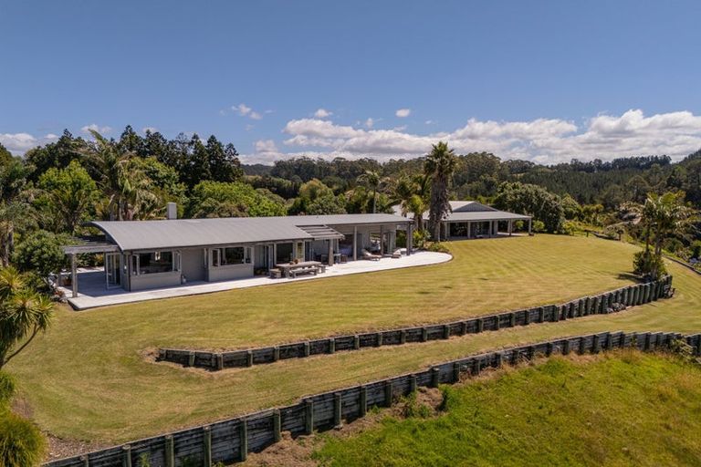 Photo of property in 899e Purangi Road, Cooks Beach, Whitianga, 3591