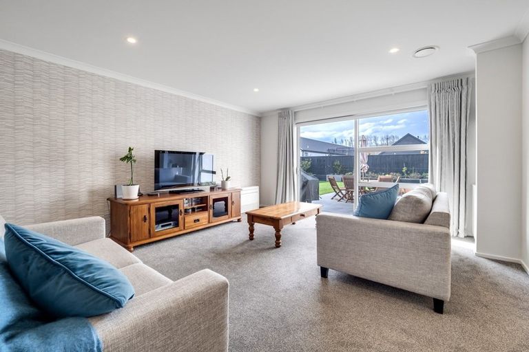 Photo of property in 6 Eleanor Lane, Casebrook, Christchurch, 8051