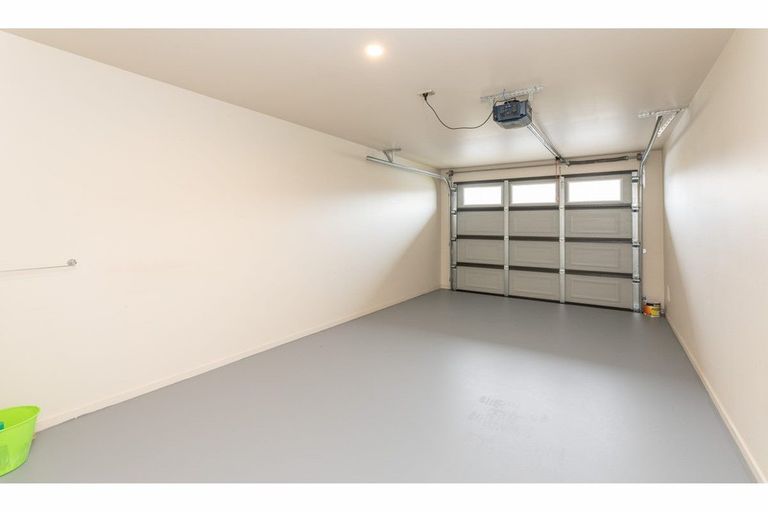 Photo of property in 3 Reeves Road, Rangiora, 7400