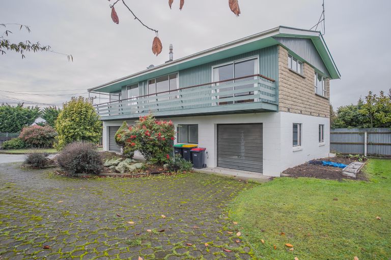 Photo of property in 82 Mountain View Road, Glenwood, Timaru, 7910