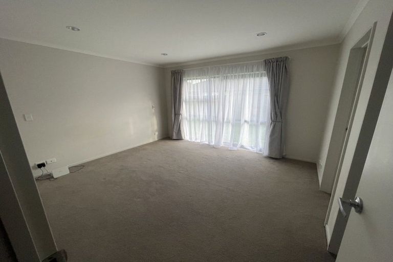 Photo of property in 23 Manene Street, Wattle Downs, Auckland, 2103