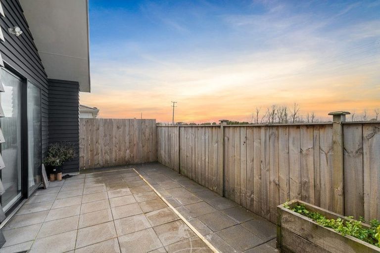 Photo of property in 57 Sapwood Crescent, Takanini, 2110