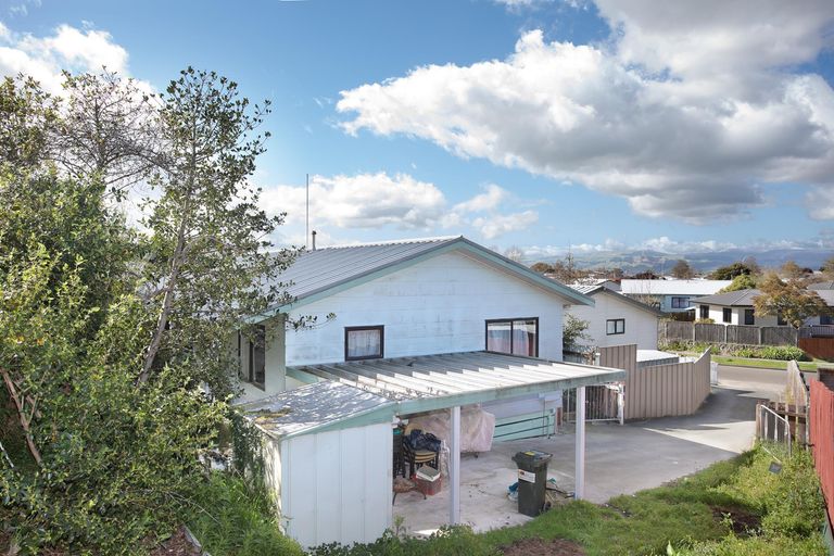 Photo of property in 21a Dahlstrom Grove, Kelvin Grove, Palmerston North, 4414
