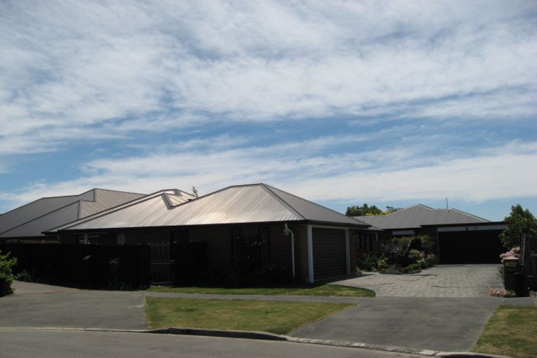 Photo of property in 1/9 Wiltshire Mews, Avonhead, Christchurch, 8042