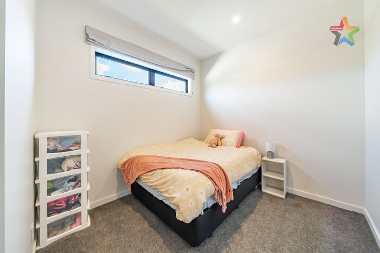 Photo of property in 1b Wai-iti Crescent, Woburn, Lower Hutt, 5010