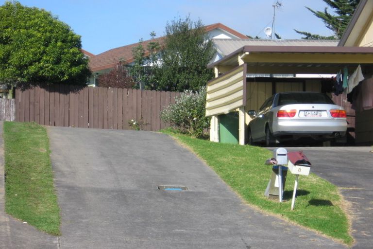 Photo of property in 1/8 Kimdale Place, Totara Heights, Auckland, 2105