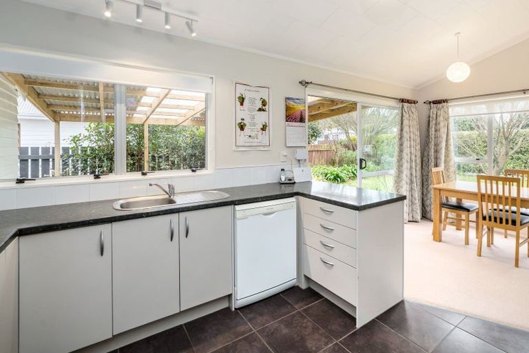 Photo of property in 14 Bell Street, Featherston, 5710