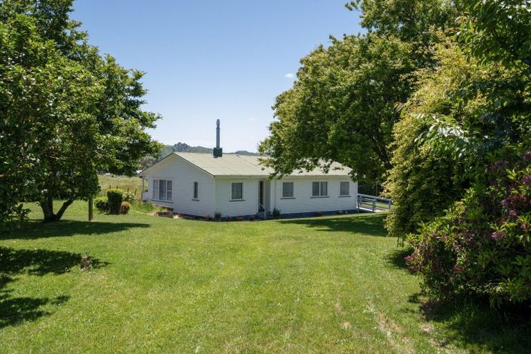 Photo of property in 12 Simmons Road, Taumarunui, 3920