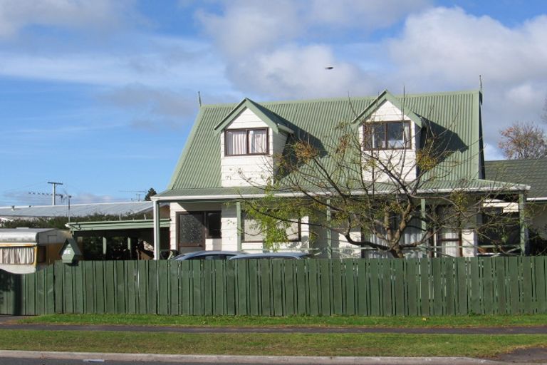 Photo of property in 124 Old Farm Road, Hamilton East, Hamilton, 3216