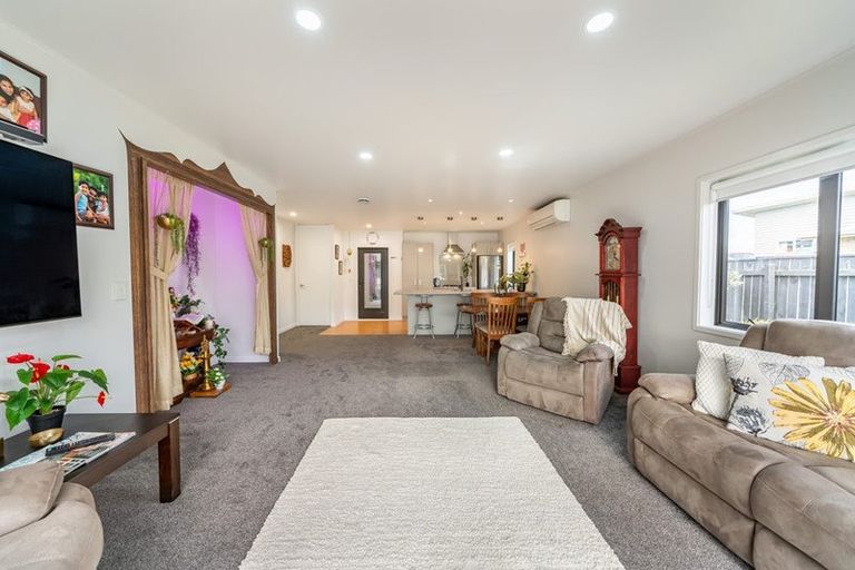 Photo of property in 7 Diamond Grove, Brown Owl, Upper Hutt, 5018