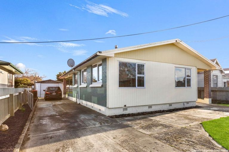 Photo of property in 19 Railway Esplanade, East Gore, Gore, 9710