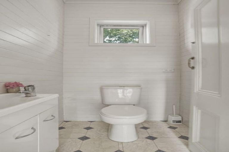 Photo of property in 24 Mount Street, Wakari, Dunedin, 9010