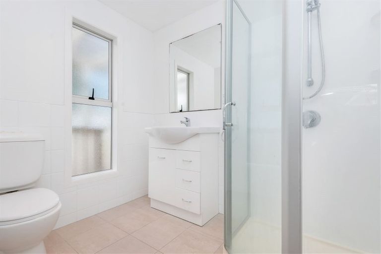 Photo of property in 80 Alexander Street, Cockle Bay, Auckland, 2014