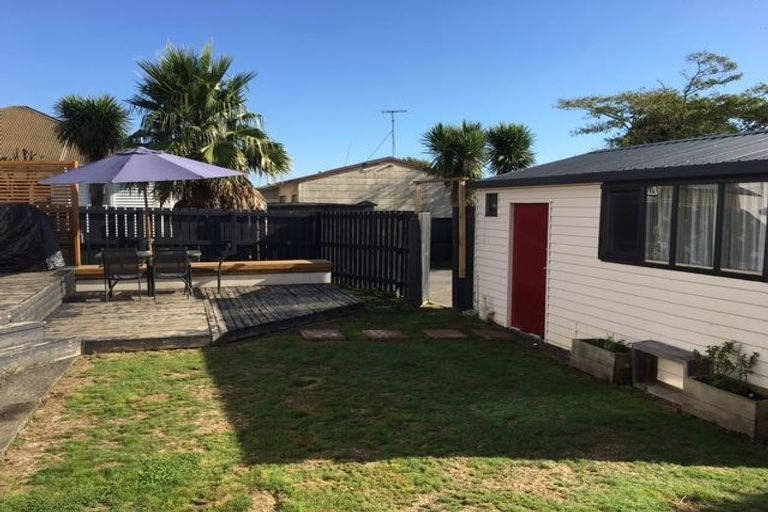 Photo of property in 61a Helvetia Road, Pukekohe, 2120