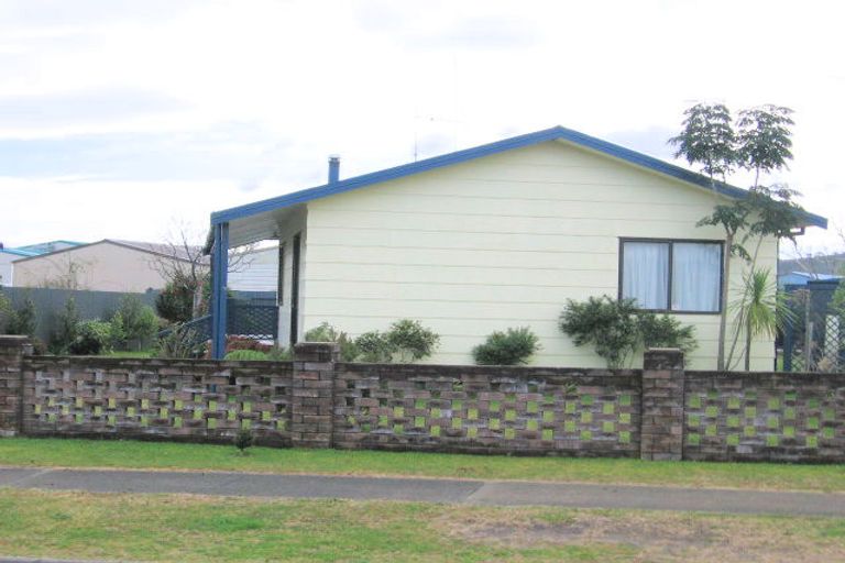 Photo of property in 131 Sharyn Place, Whangamata, 3620
