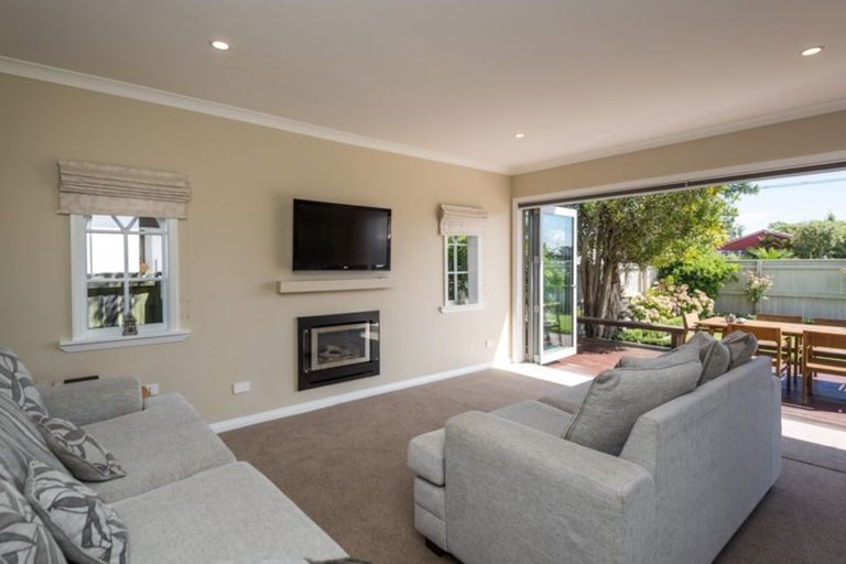 Photo of property in 48a Mcfaddens Road, St Albans, Christchurch, 8052