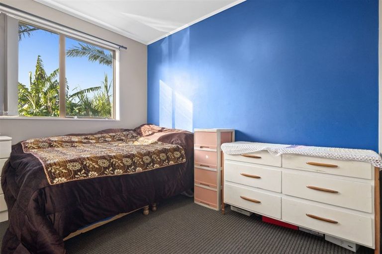 Photo of property in 1/9 Penion Drive, Flat Bush, Auckland, 2023