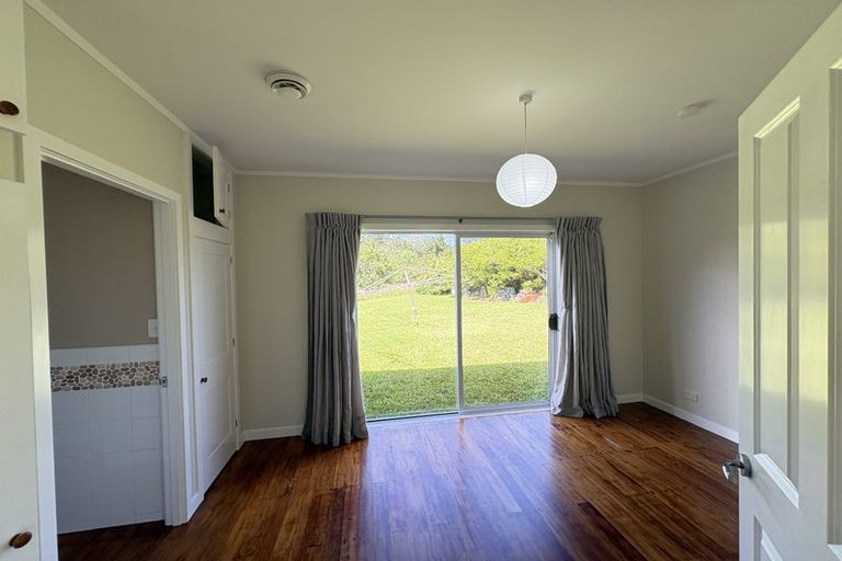 Photo of property in 619 State Highway 16, Kumeu, 0891