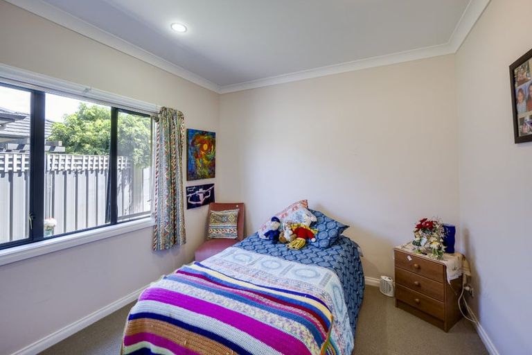 Photo of property in 18 Portland Place, Poraiti, Napier, 4112