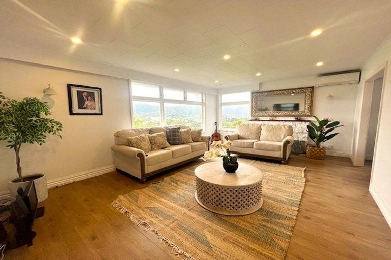 Photo of property in 8 Sunshine Crescent, Kelson, Lower Hutt, 5010