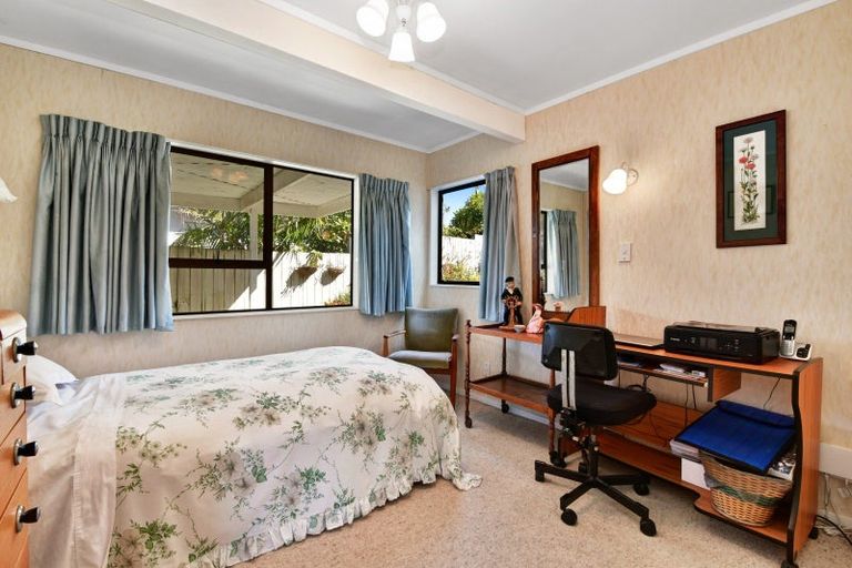 Photo of property in 12b Polkinghorne Drive, Manly, Whangaparaoa, 0930