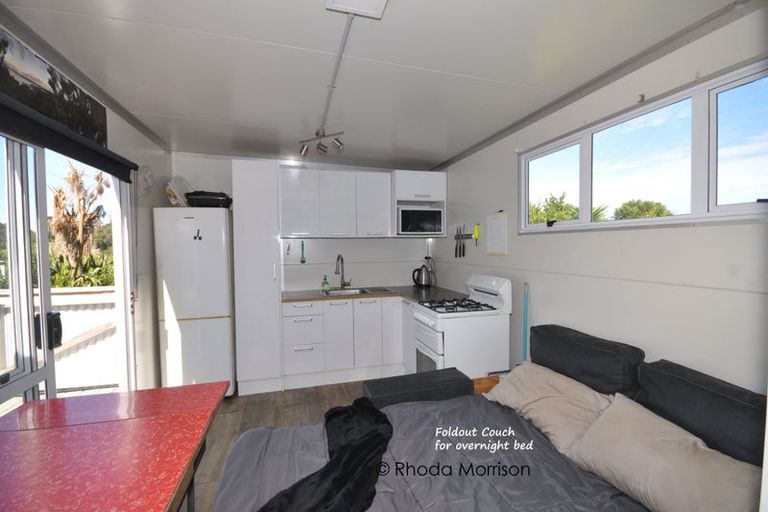 Photo of property in 76 Komiti Road, Tinopai, 0593