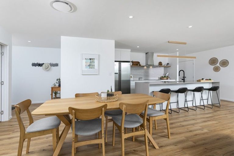 Photo of property in 131 Bodhisattva Road, Waitoki, Silverdale, 0994