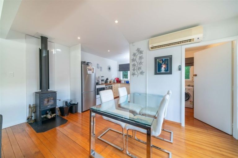 Photo of property in 32 Martindales Road, Heathcote Valley, Christchurch, 8022