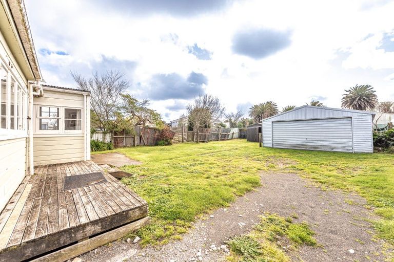 Photo of property in 42 Bignell Street, Gonville, Whanganui, 4501
