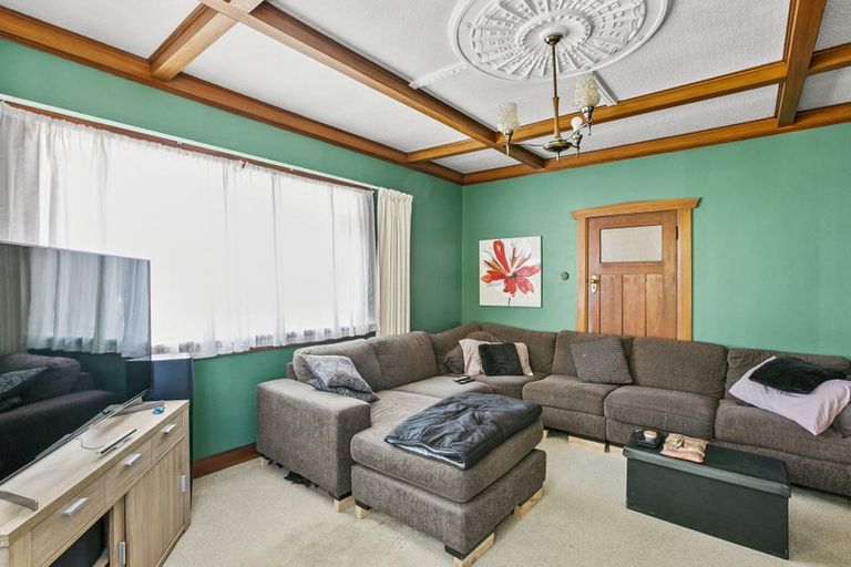 Photo of property in 12 Mangorei Road, Strandon, New Plymouth, 4312