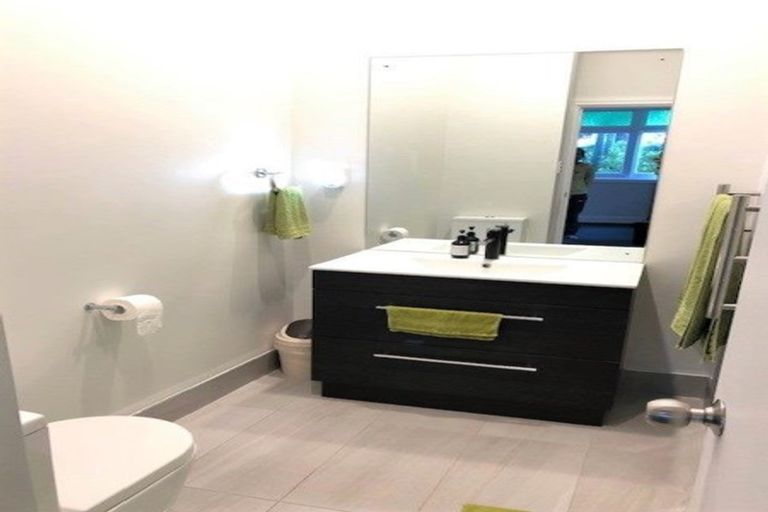 Photo of property in 35 Hospital Terrace, Hospital Hill, Napier, 4110