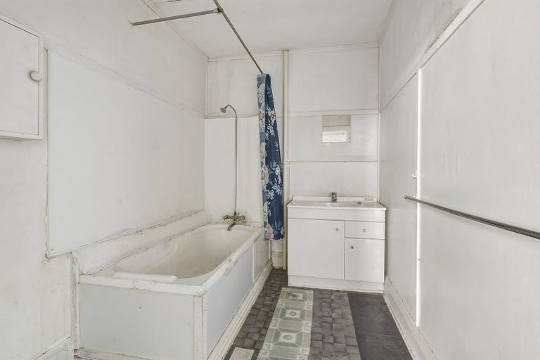 Photo of property in 139 Carroll Street, Dunedin Central, Dunedin, 9016