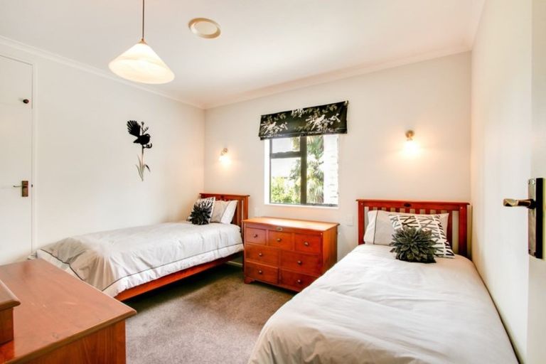 Photo of property in 18 Tomoana Road, Mahora, Hastings, 4120